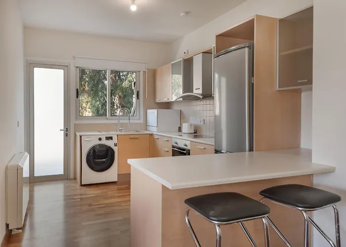 Phaedrus Living Evergreen 公寓